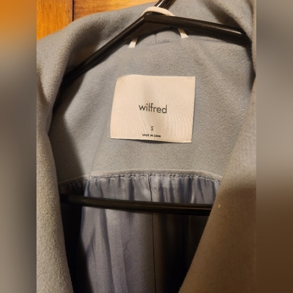 Aritzia Cocoon Coat Long version - Picture 3 of 8